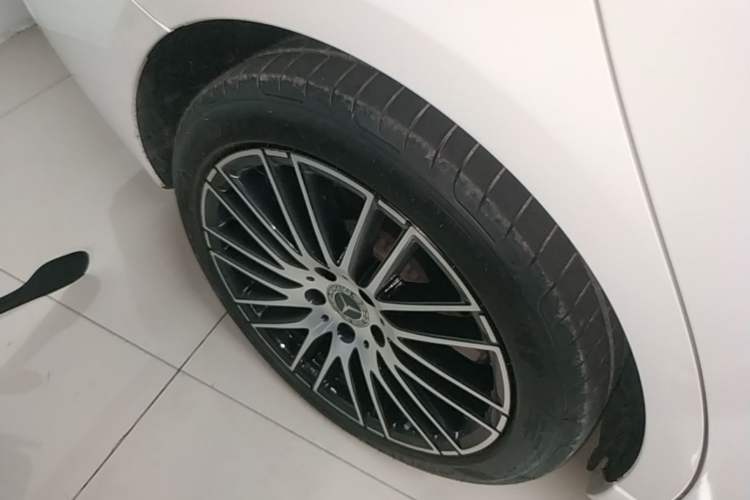 Used Mercedes-Benz C-Class 2023 C 260 L Sport Edition Right Rear Wheel Hub
