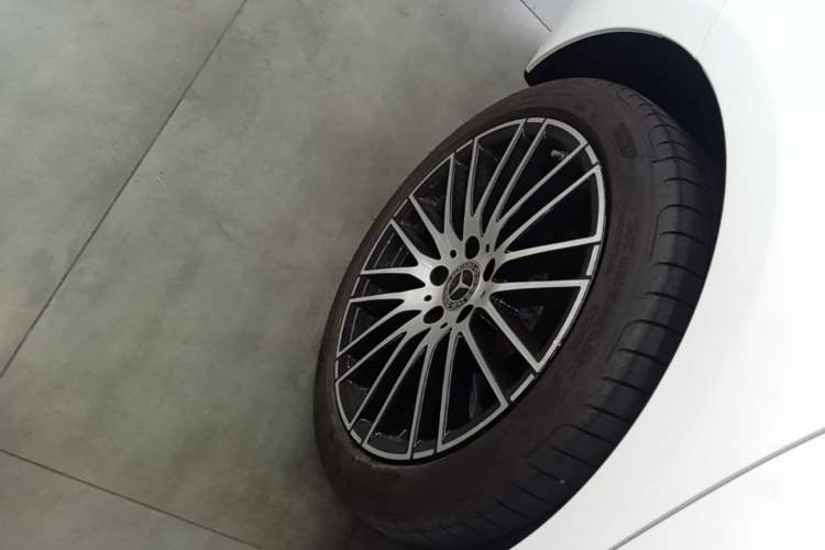 Used Mercedes-Benz C-Class 2023 Second Facelift C 260 L Sport Edition Right Rear Wheel Hub