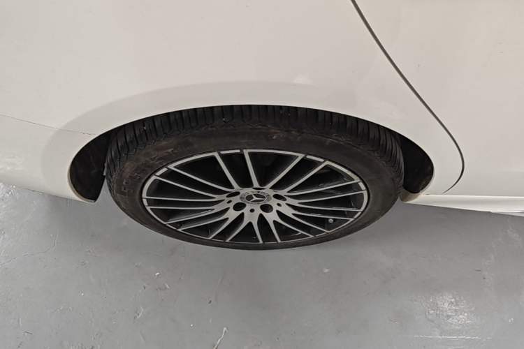 Used Mercedes-Benz C-Class 2023 C 260 L Sport Edition Right Rear Wheel Hub
