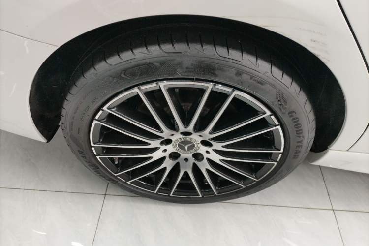 Used Mercedes-Benz C-Class 2023 C 260 L Sport Edition Right Rear Wheel Hub
