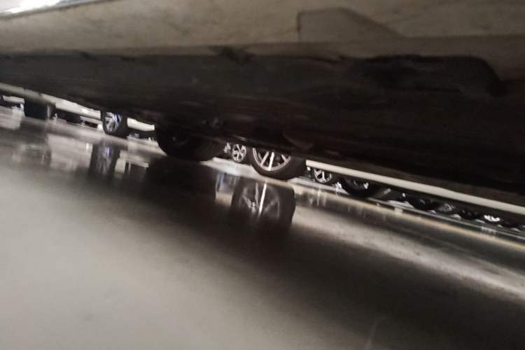 Used Mercedes-Benz C-Class 2023 Second Facelift C 260 L Sport Edition Right Side Sill