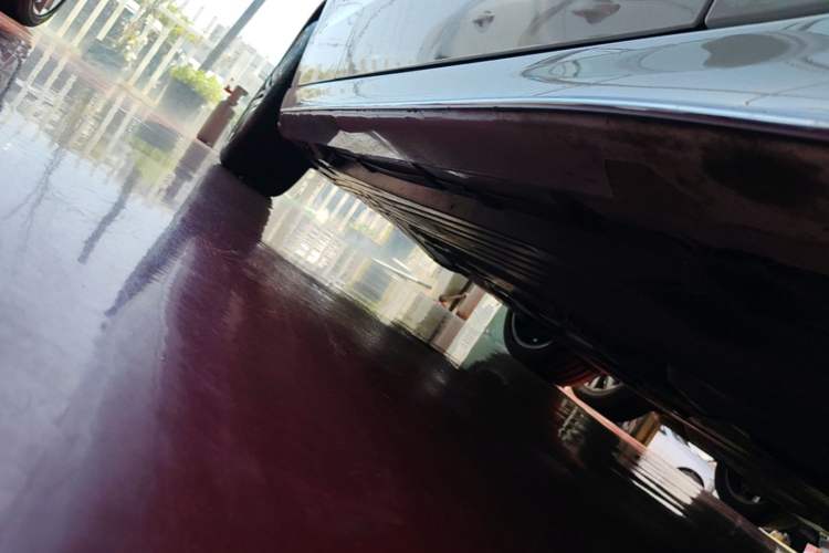 Used Mercedes-Benz C-Class 2023 Second Facelift C 260 L Sport Edition Right Side Sill