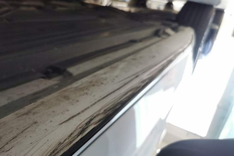Used Mercedes-Benz C-Class 2023 Restyled C 260 L Night Edition Sports Version Right Side Sill