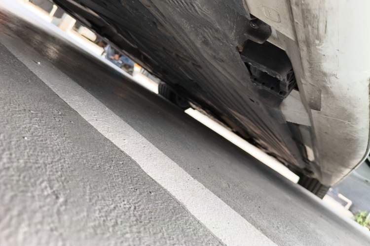 Used Mercedes-Benz C-Class 2023 C 200 L Sport Edition Right Side Sill