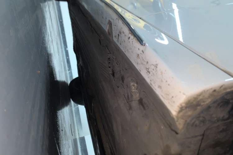 Used Mercedes-Benz C-Class 2023 Restyled C 260 L Sport Edition Right Side Sill