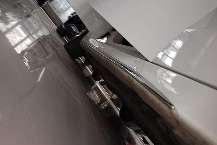 Used Mercedes-Benz C-Class 2023 Revised C 200 L Sport Edition Right Side Sill