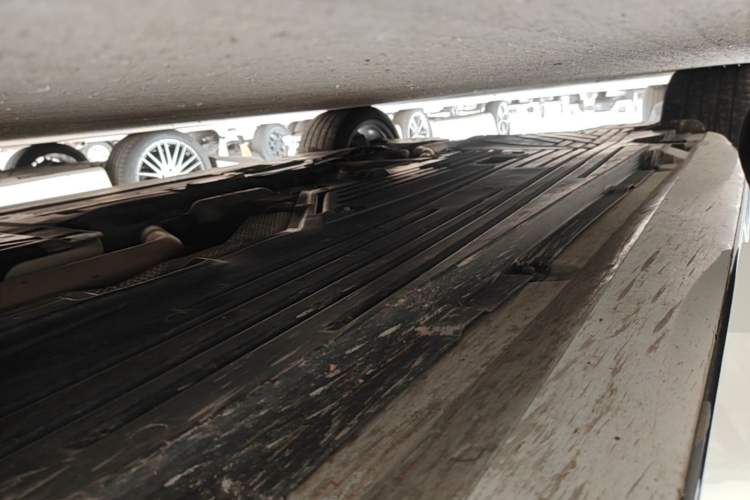 Used Mercedes-Benz C-Class 2023 C 200 L Sport Edition Right Side Sill