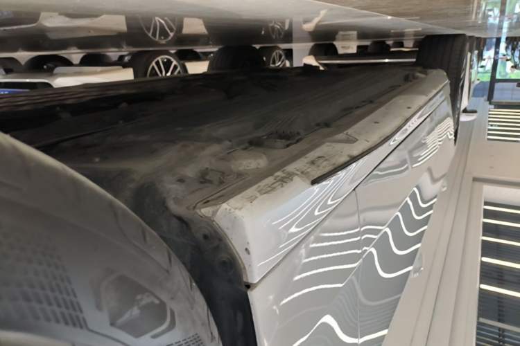 Used Mercedes-Benz C-Class 2023 Second Facelift C 260 L Starry Night Sports Edition Right Side Sill