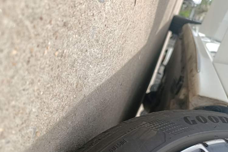 Used Mercedes-Benz C-Class 2023 Second Facelift C 260 L Sport Edition Right Side Sill