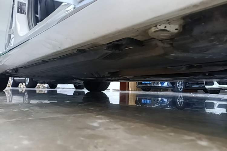 Used Mercedes-Benz C-Class 2023 C 260 L Right Side Sill