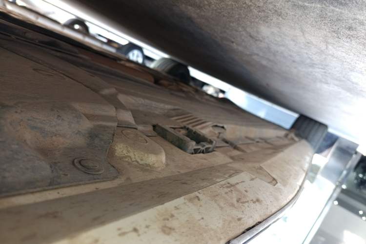 Used Mercedes-Benz C-Class 2023 C 260 L Sport Edition Right Side Sill
