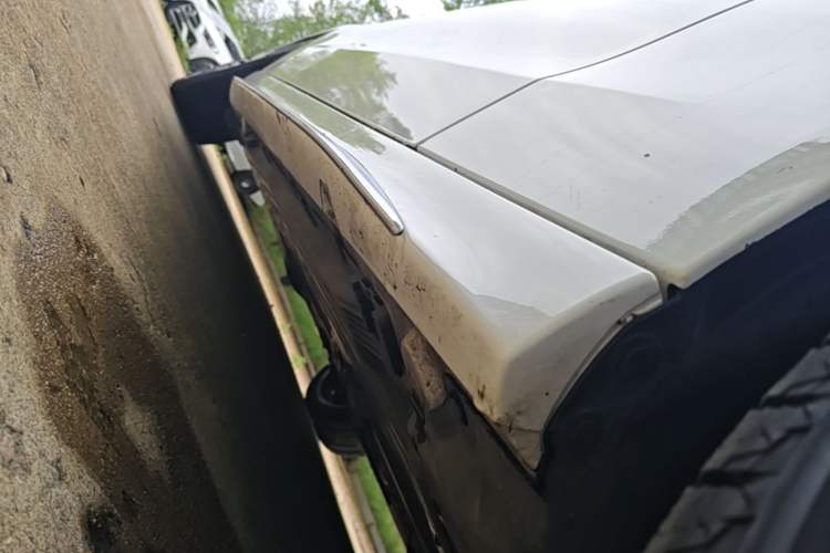 Used Mercedes-Benz C-Class 2023 Second Facelift C 260 L Sport Edition Right Side Sill