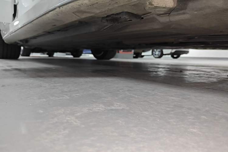 Used Mercedes-Benz C-Class 2023 C 260 L Sport Edition Right Side Sill