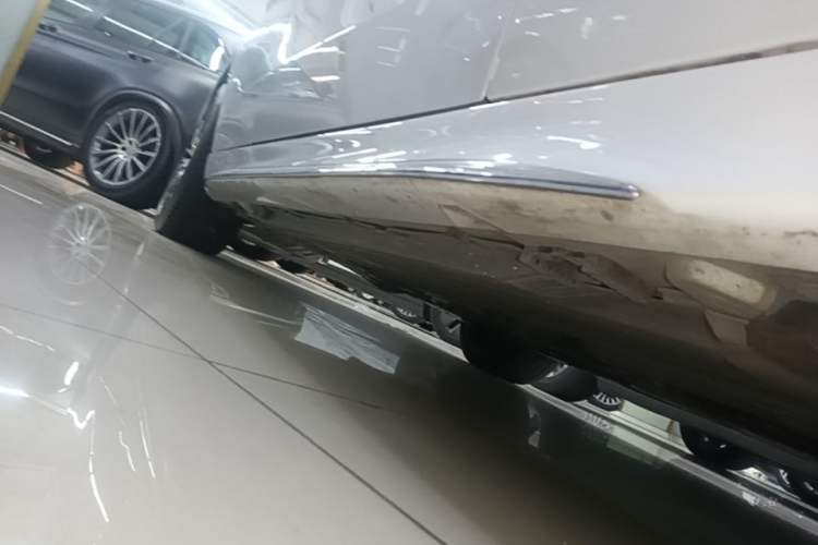 Used Mercedes-Benz C-Class 2023 Second Facelift C 260 L Sport Edition Right Side Sill