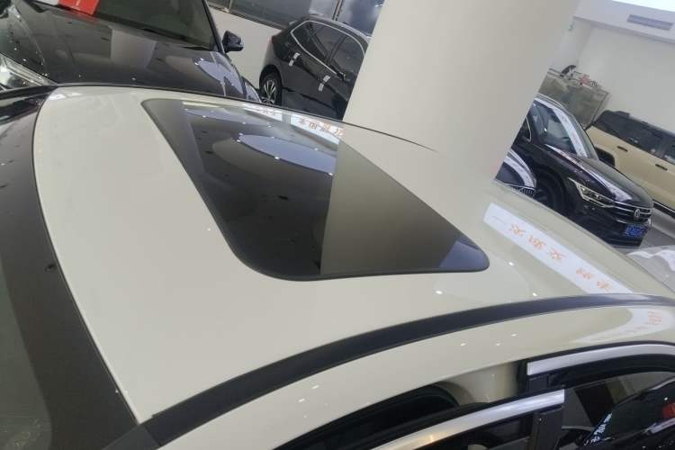 Used Mercedes-Benz C-Class 2023 C 200 L Sport Edition Roof