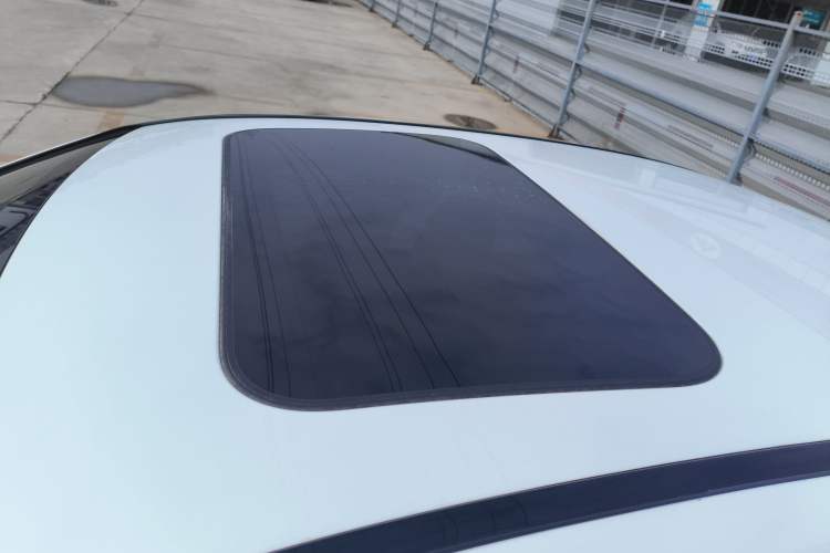 Used Mercedes-Benz C-Class 2023 C 200 L Sport Edition Roof