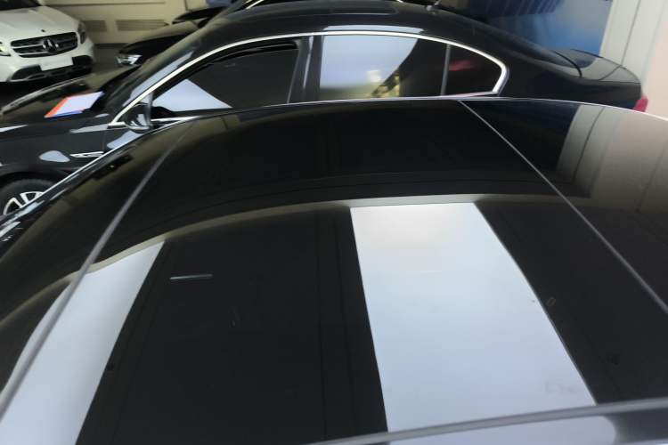 Used Mercedes-Benz C-Class 2023 Restyled C 260 L Night Edition Sports Version Roof
