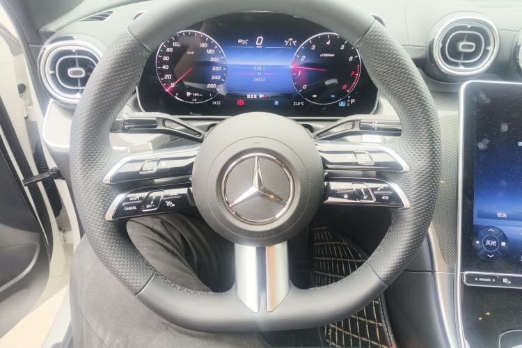 Used Mercedes-Benz C-Class 2023 Restyled C 260 L Night Edition Sports Version Steering Wheel