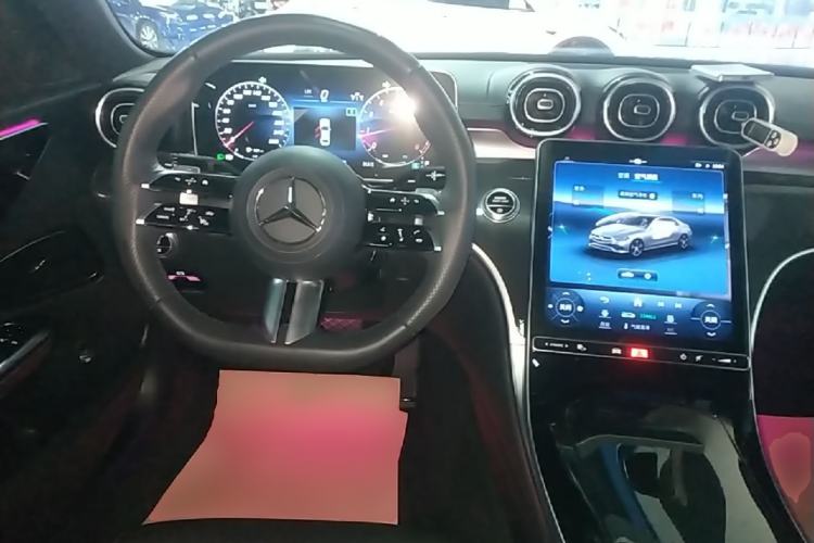 Used Mercedes-Benz C-Class 2023 Second Facelift C 260 L Sport Edition Steering Wheel
