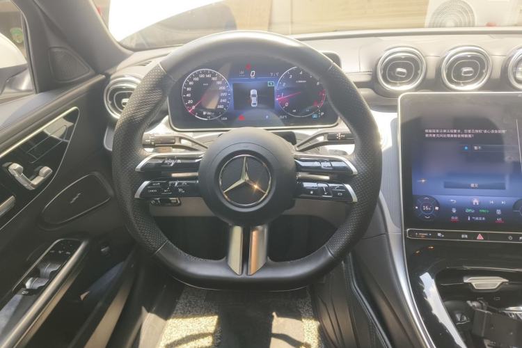 Used Mercedes-Benz C-Class 2023 Facelift C 260 L Steering Wheel