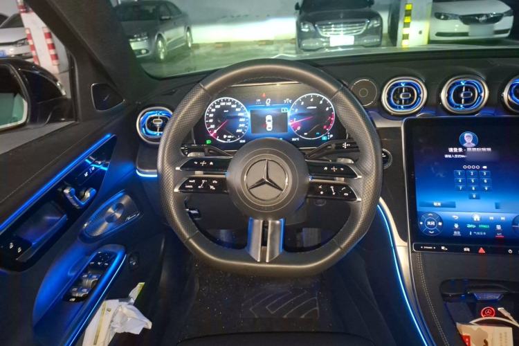Used Mercedes-Benz C-Class 2023 C 260 L Bright Night Sports Edition Steering Wheel