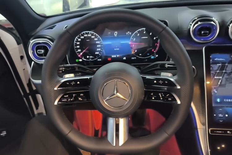 Used Mercedes-Benz C-Class 2023 Restyled C 260 L Night Edition Sports Version Steering Wheel