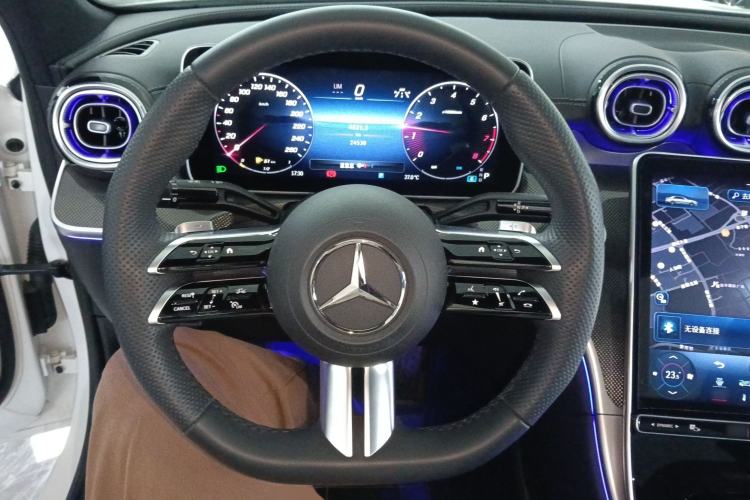 Used Mercedes-Benz C-Class 2023 C 260 L Bright Night Sports Edition Steering Wheel