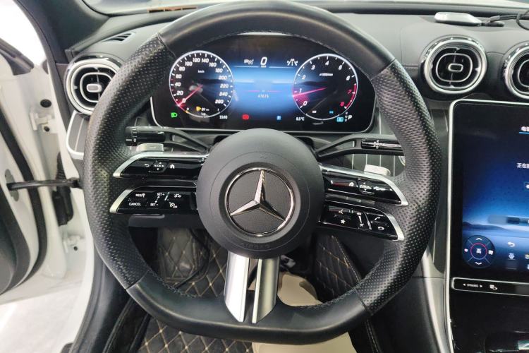 Used Mercedes-Benz C-Class 2023 C 260 L Sport Edition Steering Wheel