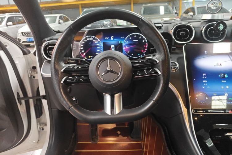 Used Mercedes-Benz C-Class 2023 C 200 L Sport Edition Steering Wheel