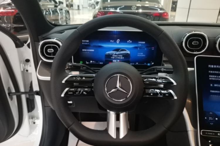 Used Mercedes-Benz C-Class 2023 Second Facelift C 260 L Sport Edition Steering Wheel