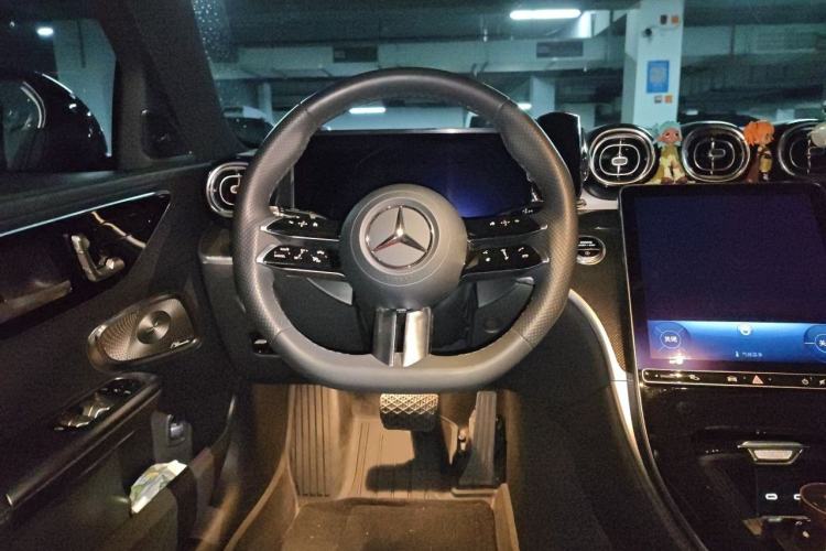 Used Mercedes-Benz C-Class 2023 Restyled C 260 L Night Edition Sports Version Steering Wheel