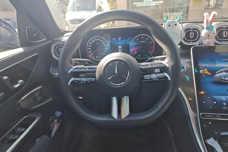 Used Mercedes-Benz C-Class 2023 Restyled C 260 L Night Edition Sports Version Steering Wheel