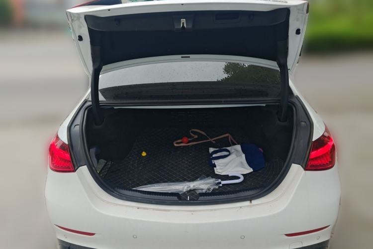 Used Mercedes-Benz C-Class 2023 Second Facelift C 260 L Starry Night Sports Edition Trunk