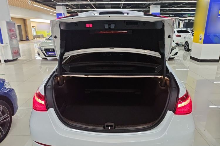 Used Mercedes-Benz C-Class 2023 Revised C 200 L Sport Edition Trunk