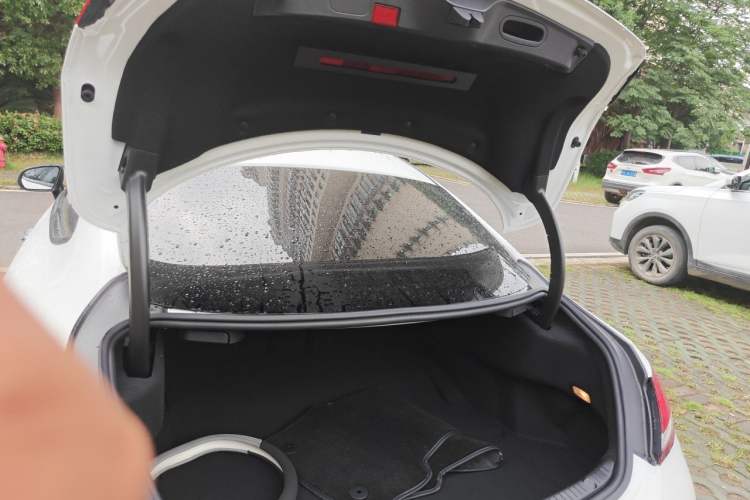 Used Mercedes-Benz C-Class 2023 C 260 Coupe Trunk