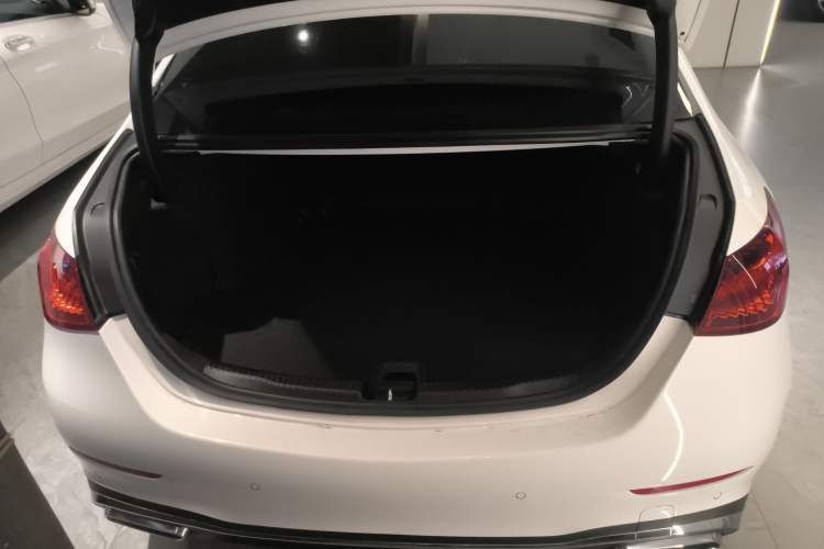 Used Mercedes-Benz C-Class 2023 Revised C 200 L Sport Edition Trunk