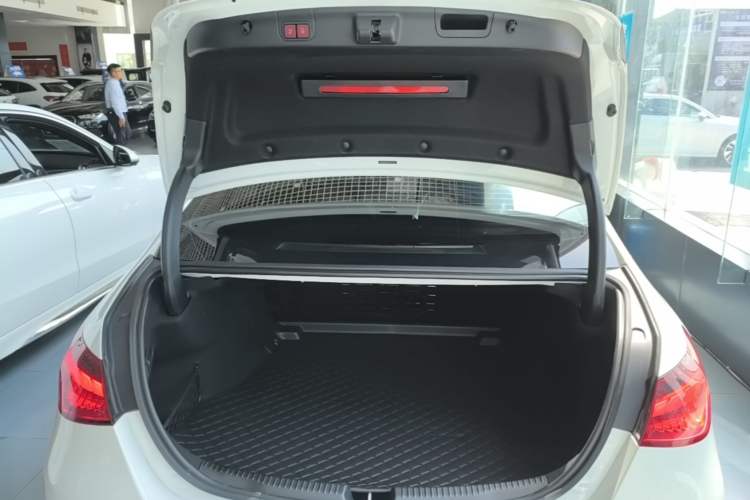 Used Mercedes-Benz C-Class 2023 Second Facelift C 260 L Sport Edition Trunk