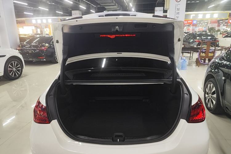 Used Mercedes-Benz C-Class 2023 Second Facelift C 260 L Sport Edition Trunk