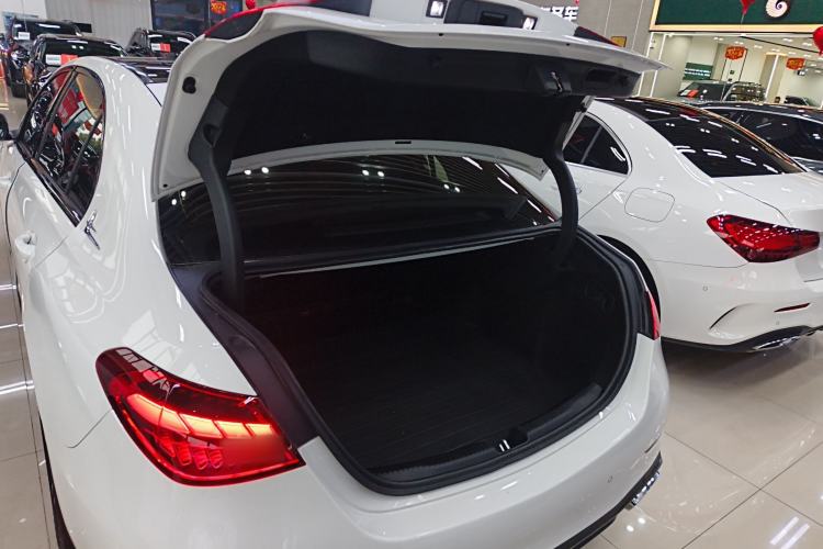 Used Mercedes-Benz C-Class 2023 Second Facelift C 260 L Starry Night Sports Edition Trunk