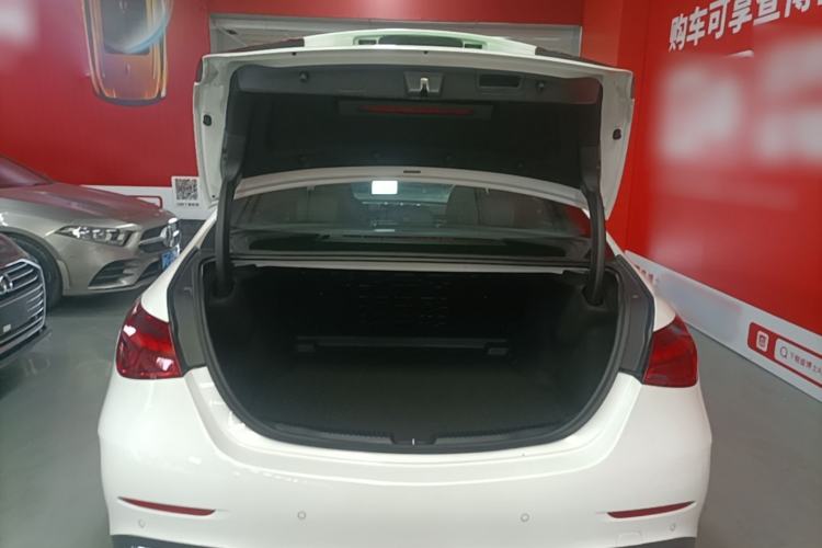 Used Mercedes-Benz C-Class 2023 Revised C 200 L Sport Edition Trunk