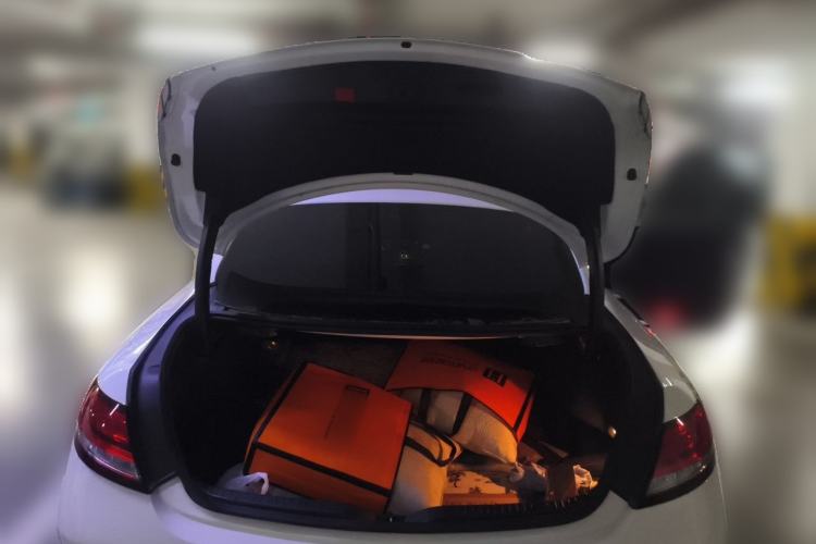 Used Mercedes-Benz C-Class 2023 C 260 Coupe Trunk