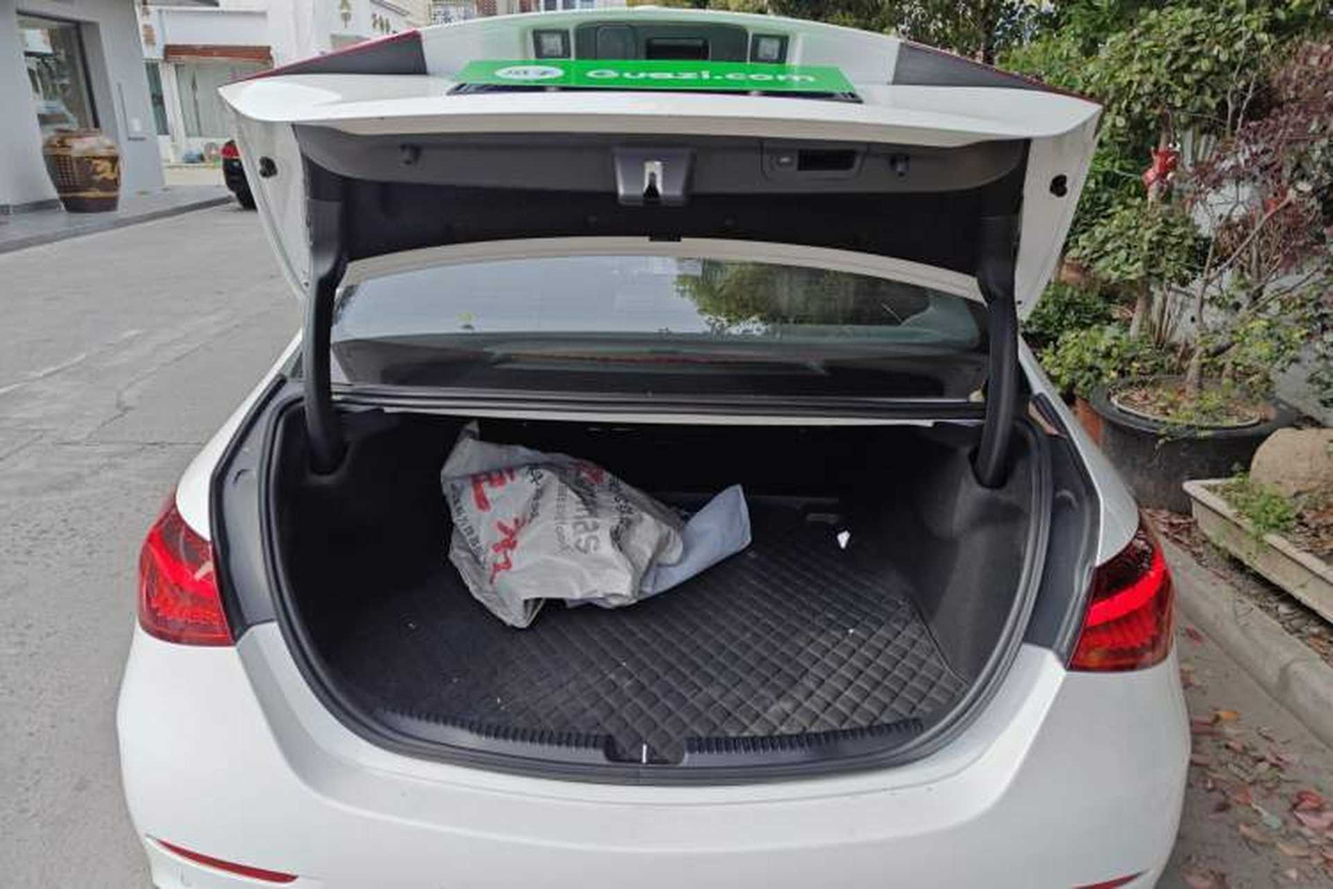 Used Mercedes-Benz C-Class 2023 Restyled C 260 L Sport Edition Trunk