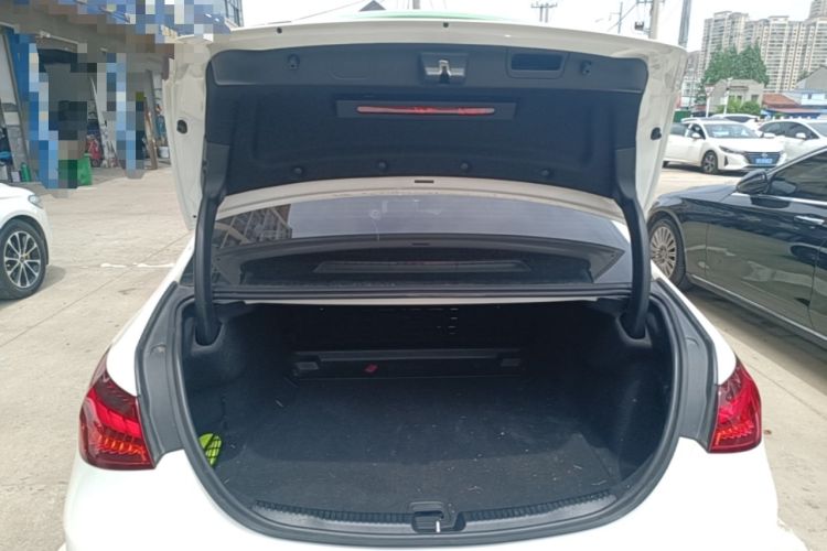 Used Mercedes-Benz C-Class 2023 Second Facelift C 260 L Sport Edition Trunk
