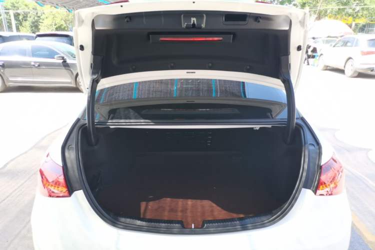Used Mercedes-Benz C-Class 2023 C 200 L Sport Edition Trunk