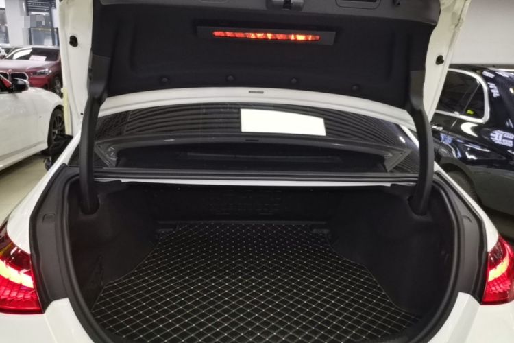 Used Mercedes-Benz C-Class 2023 Second Facelift C 260 L Starry Night Sports Edition Trunk