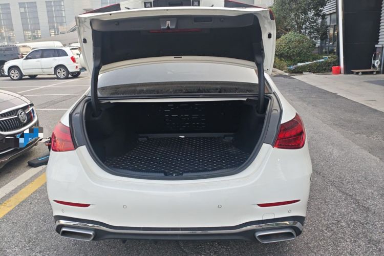 Used Mercedes-Benz C-Class 2023 Second Facelift C 260 L Sport Edition Trunk