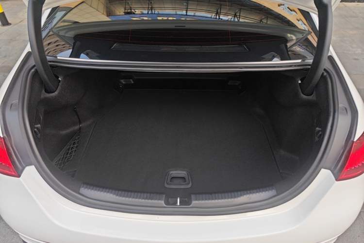 Used Mercedes-Benz C-Class 2023 Restyled C 260 L Sport Edition Trunk