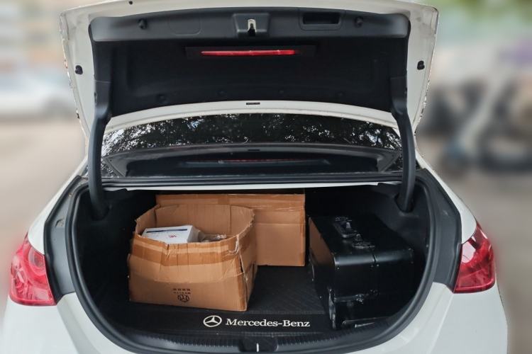 Used Mercedes-Benz C-Class 2023 Second Facelift C 260 L Trunk