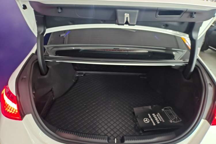 Used Mercedes-Benz C-Class 2023 Revised C 200 L Sport Edition Trunk