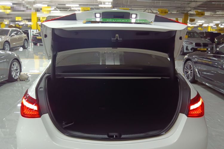 Used Mercedes-Benz C-Class 2023 Restyled C 260 L Night Edition Sports Version Trunk